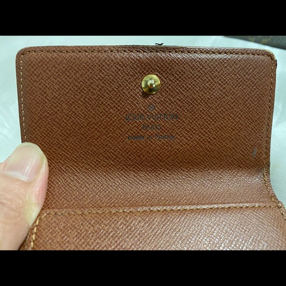 Louis Vuitton Small Wallet - Picture 7 of 9